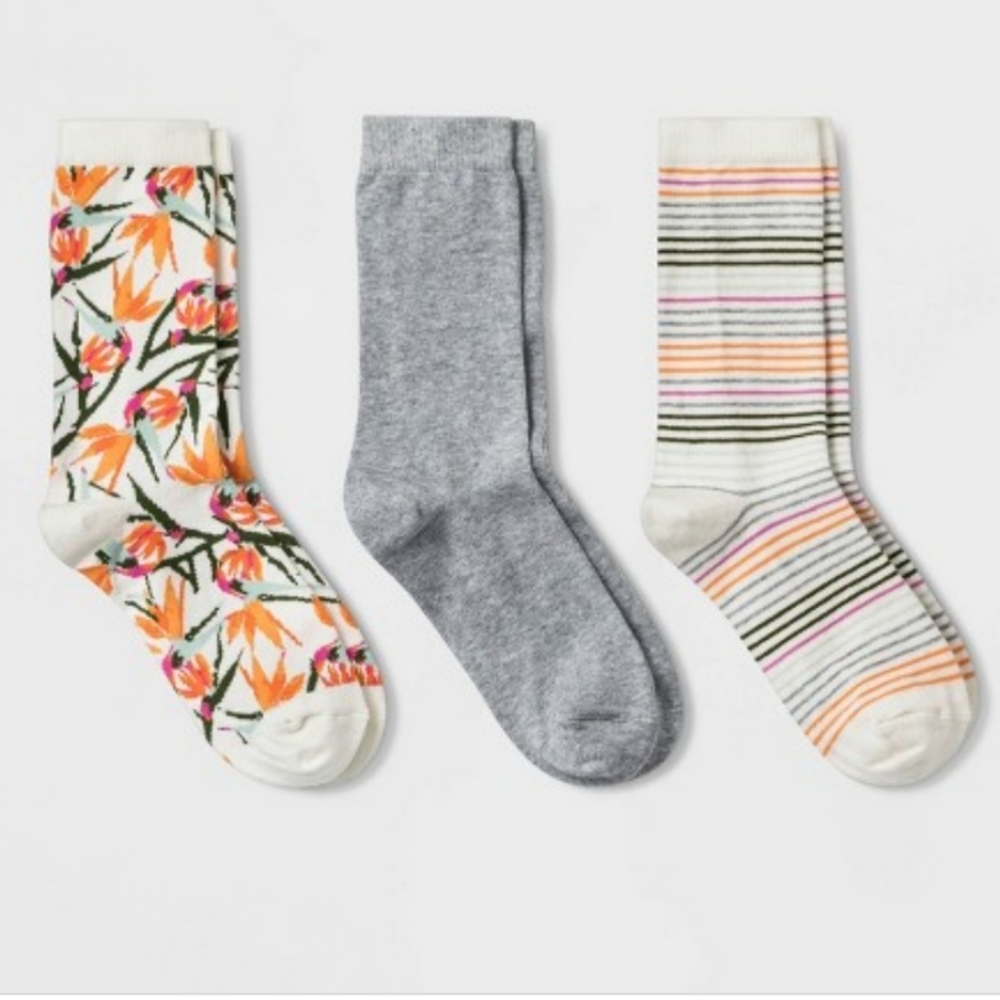 *3/$25 NWOT Birds of Paradise / Striped Colorful Ladies Crew Socks